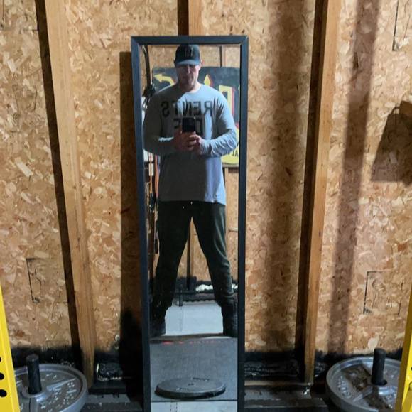 Profile Picture of Daniel Campbell (@dan13_chhs) on Poshmark