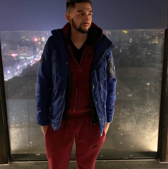 Profile Picture of Umair Shah (@umairshah19) on Poshmark