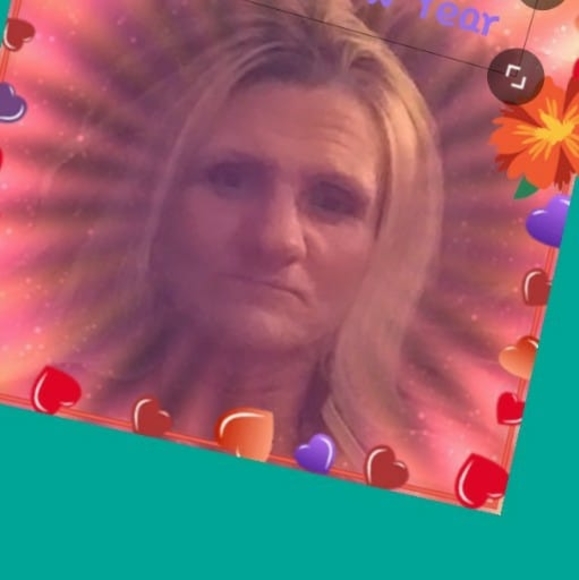 Profile Picture of Tina Merrick gilley (@gilley654) on Poshmark