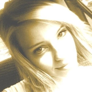 Profile Picture of Taylor Endresen (@taylordfalker) on Myspace