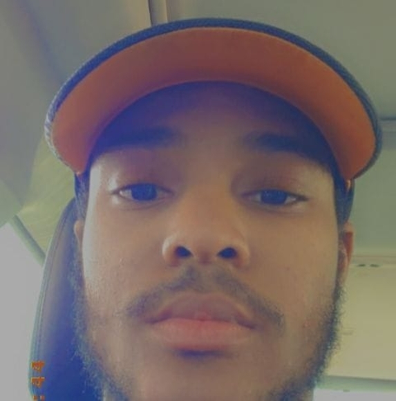 Profile Picture of Antonio Fulton (@antoniofulton12) on Poshmark