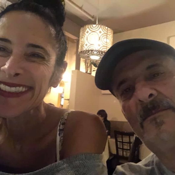 Profile Picture of Theresa Bolos (@theresab11237) on Poshmark