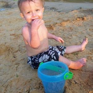 Profile Picture of Stephanie Boyce (@comingforyou05) on Myspace