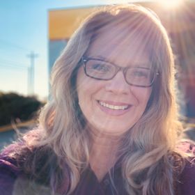 Profile Picture of Kim Earley (@kim_earley) on Pinterest