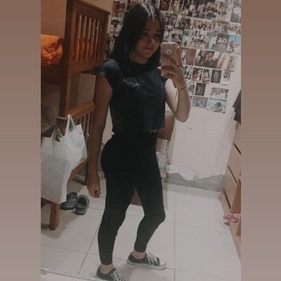 Profile Picture of Juliana (@JuliWagner027) on Twitter