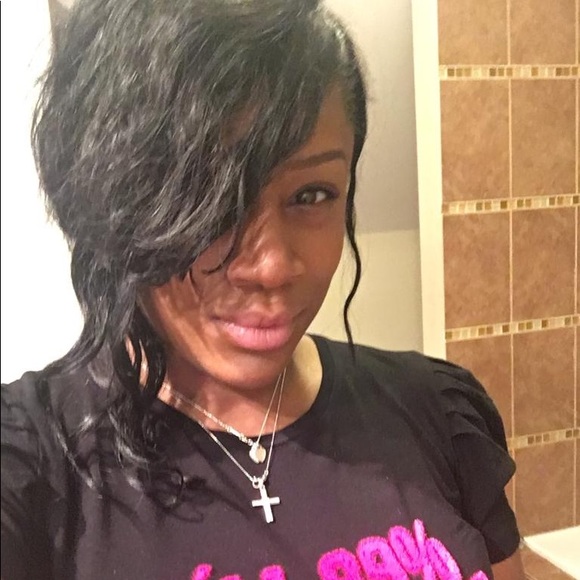 Shavon Walker - Poshmark Profile Picture of Shavon Walker (@shavon_walker) on Poshmark