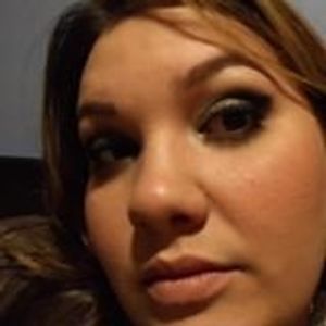 Profile Picture of Monique Neves (@moniqueneves) on Myspace