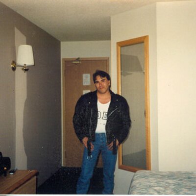 Profile Picture of Albert Hobson (@Tinyman2) on Twitter