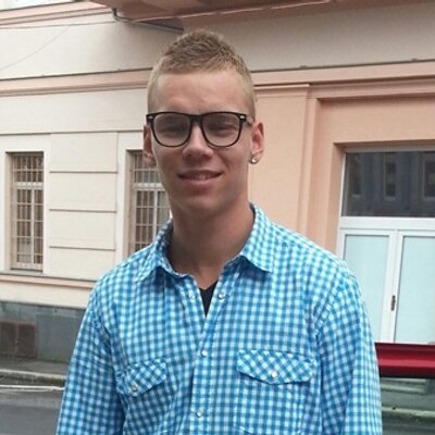 Profile Picture of Andrew Kolar (@kollyfcb) on Twitter