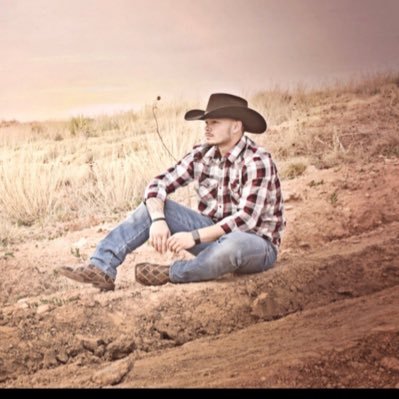 Profile Picture of Greg Chester II (@IslandBoy_30) on Twitter