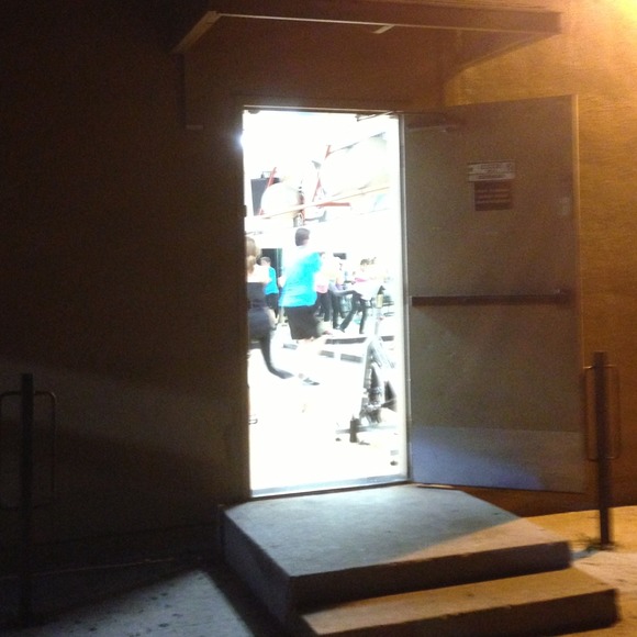 Profile Picture of Fara Baratzadh (@faraa831) on Poshmark