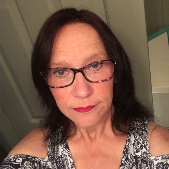 Profile Picture of Tammy Al hamdani (@dakotarose6541) on Poshmark