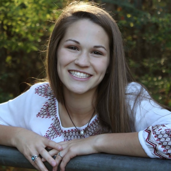 Rachel Godleski - Poshmark Profile Picture of Rachel Godleski (@rachelgodleski) on Poshmark