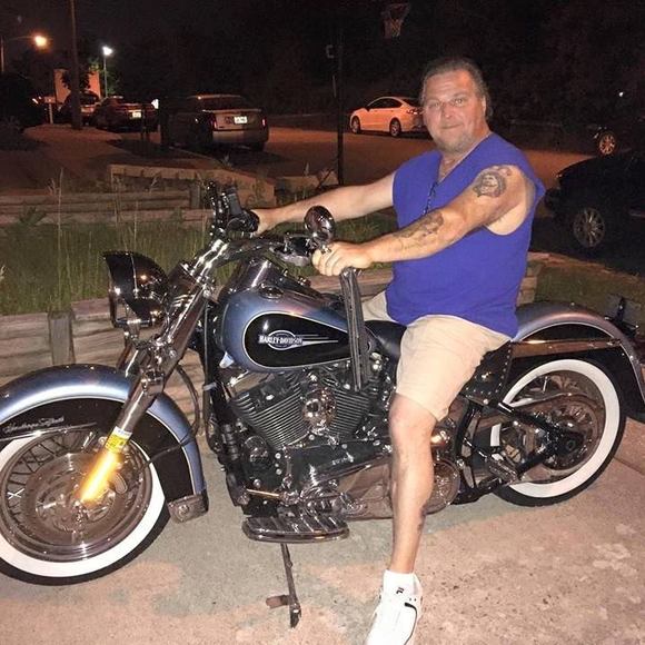 Profile Picture of Hugh Quinn (@hquinn812) on Poshmark