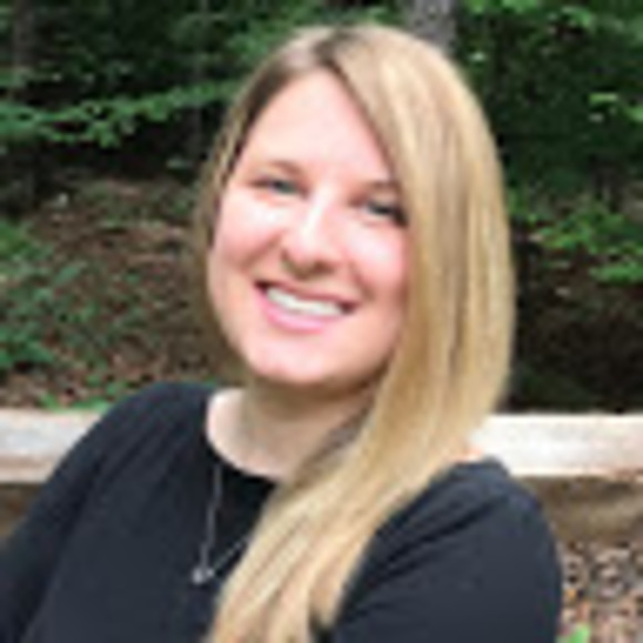 Profile Picture of Kyra Garofolo (@kyragarofolo) on Poshmark