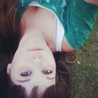 Profile Picture of Sarah Holguin (@kalachichan) on Twitter