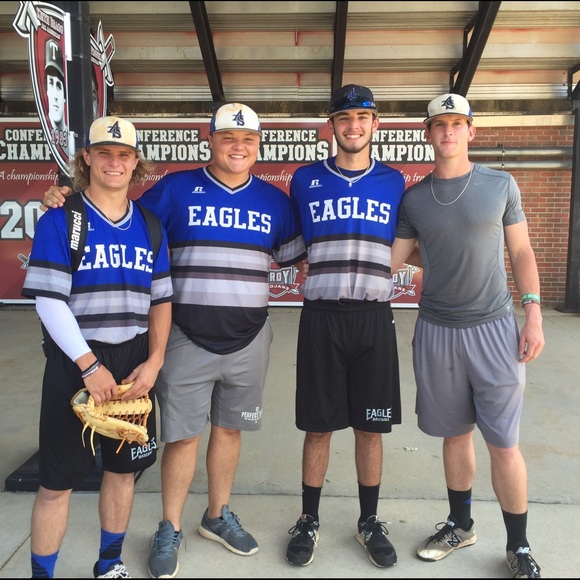 Profile Picture of Jesse Joyce (@jesse_j22) on Poshmark