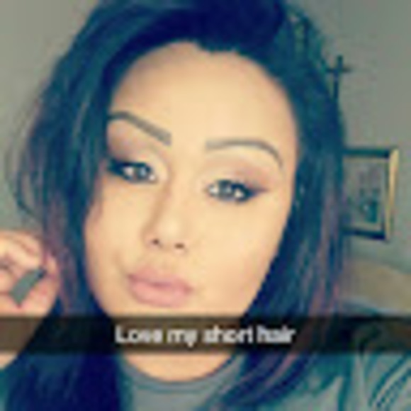 Profile Picture of Minerva Moreno tapia (@minervamoren333) on Poshmark