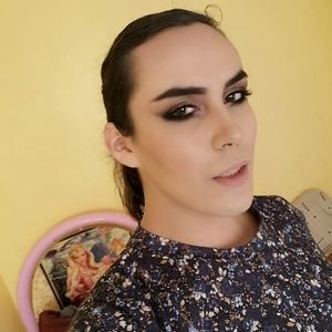 Profile Picture of Azalea Flores Diaz (@AzaleaFloresDi1) on Twitter