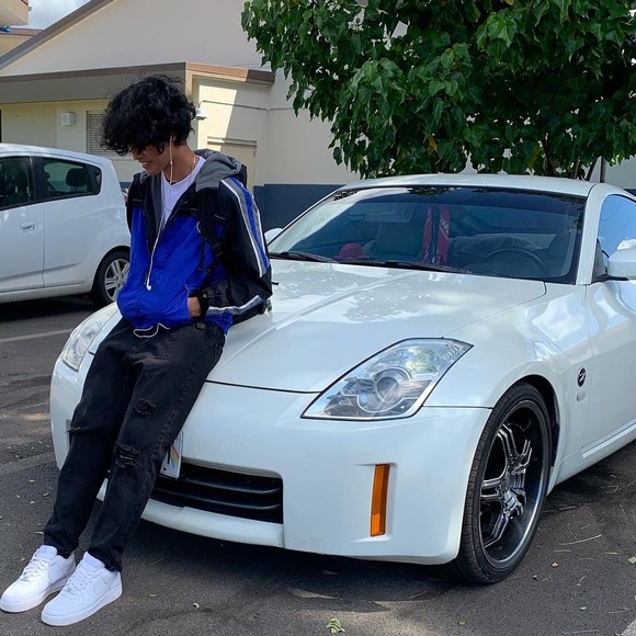 Profile Picture of Phinity Wong (@beejosan) on Poshmark