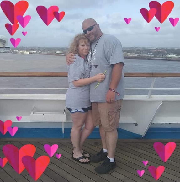 Profile Picture of Anna Ewoldt (@bigsangel) on Poshmark