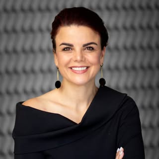 Profile Picture of Samira Rahimi  سميرا رحيمى (@samirarahimi) on Instagram