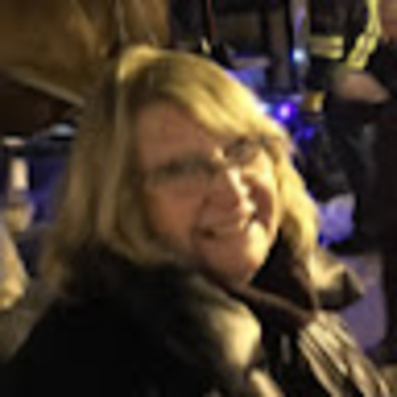 Profile Picture of Audrey Devonshire (@audreydevons587) on Poshmark