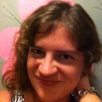 Profile Picture of Lisa Has 2020 Vision ✊🍺 (@crafty_lisafl) on Twitter