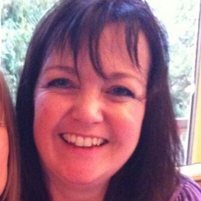 Profile Picture of Jackie Waller (@PropertyJackie) on Twitter