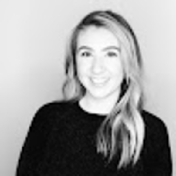 Profile Picture of Danielle Jojola (@daniellejojo193) on Poshmark