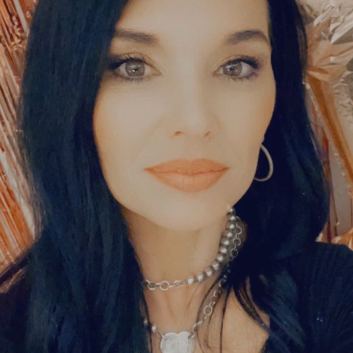 Profile Picture of Roxanne Caruso (@@roxannecaruso) on Tiktok