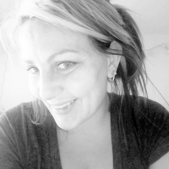 Profile Picture of Michael Whitenack (@whitenackmikie) on Poshmark