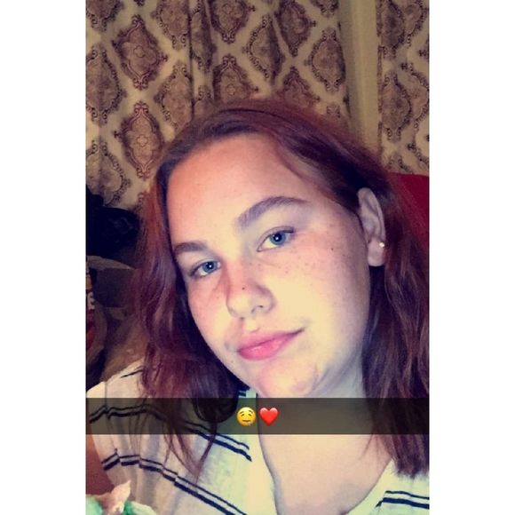 Profile Picture of Karley Feuston (@karleyf27) on Poshmark