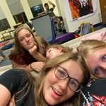 Profile Picture of Lauren Ginger Weyland (@emberlyomlette) on Instagram