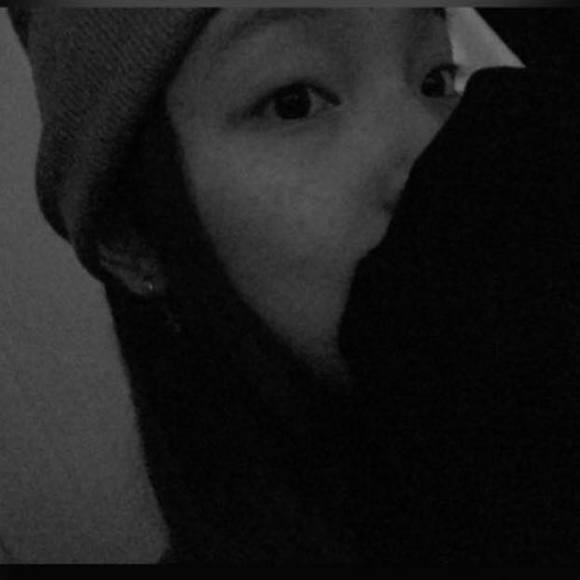 Profile Picture of Nancy Zheng (@n_zhengz) on Poshmark