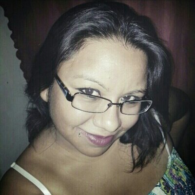 Profile Picture of Paulette  Garcia (@pau_garcia_85) on Twitter