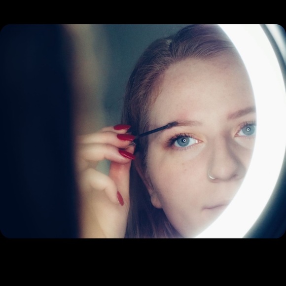 Profile Picture of Sierra Larlham (@sjlarlham) on Poshmark