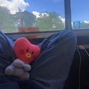 Profile Picture of Lucia Scott (@luciajscott) on Youtube