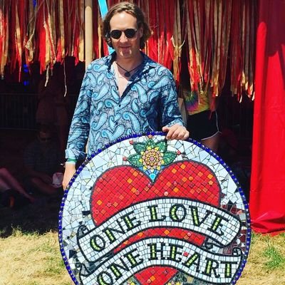 Profile Picture of Russ King (@RussWrites) on Twitter