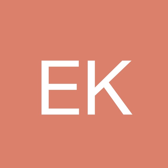 Profile Picture of Emily Kepler (@emkepler) on Poshmark