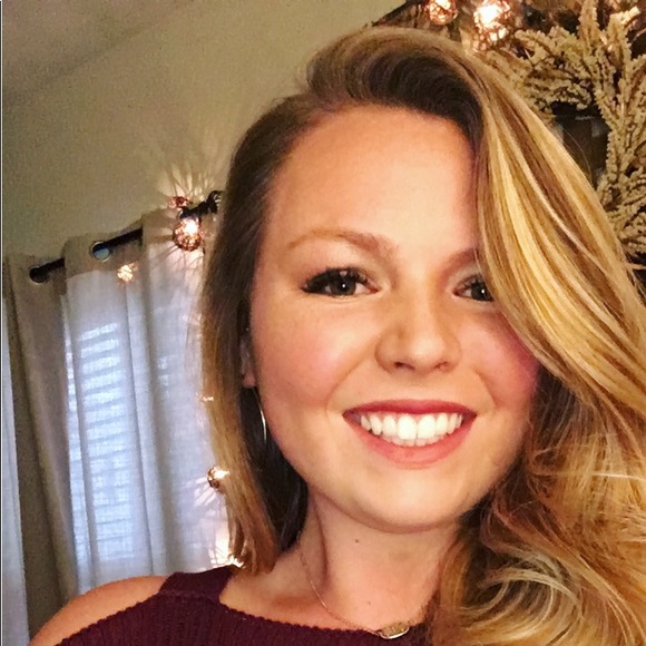 Profile Picture of Blair Tinker (@batinker) on Poshmark