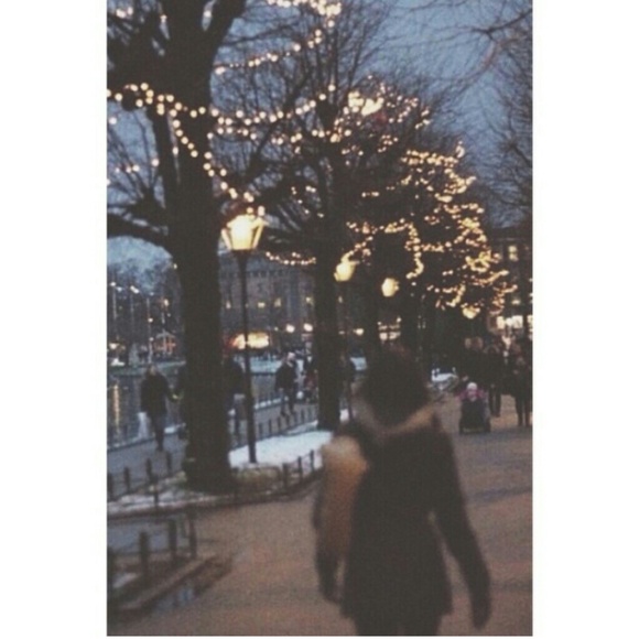Profile Picture of Libby Zoppa (@libbzopp) on Poshmark