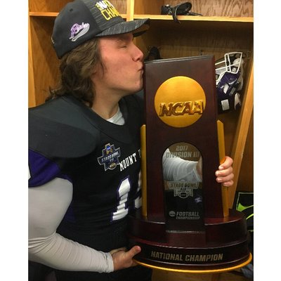 Profile Picture of Alex Louthan (@ajkicker19) on Twitter