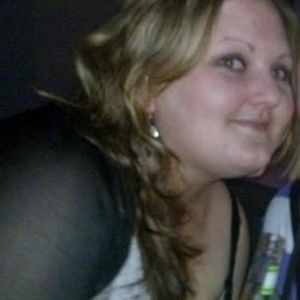 Profile Picture of Charlene Barker (@charlenegirl) on Myspace