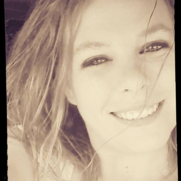 Profile Picture of Heather Kesterson (@storm1709) on Poshmark
