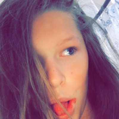 Profile Picture of Alexa Davenport (@1stdavenport18) on Twitter