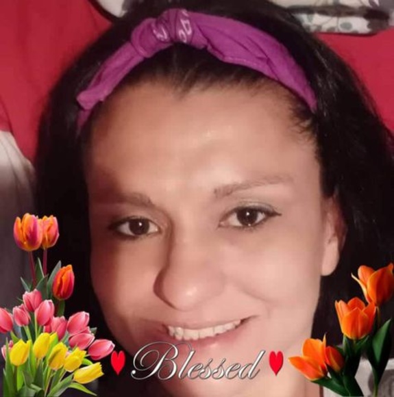 Profile Picture of Adriana Arispe (@adrianaarispe) on Poshmark