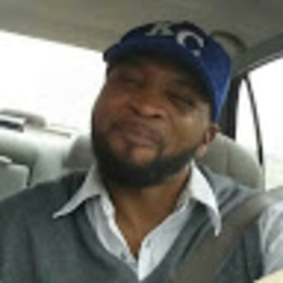 Profile Picture of Nathaniel Jones (@nathaniel72j) on Poshmark
