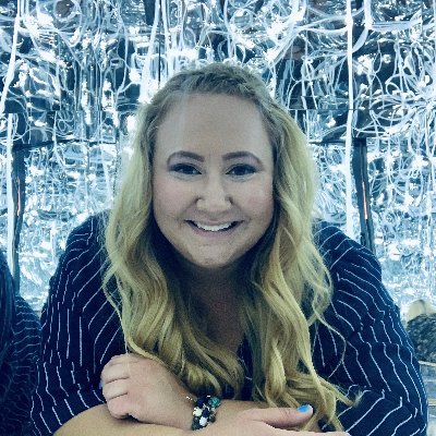 Profile Picture of Beth Fossen (@@elizabethlura) on Twitter