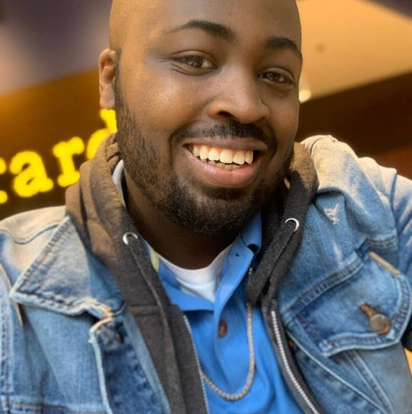 Profile Picture of Andre Paul (@complex2012) on Poshmark